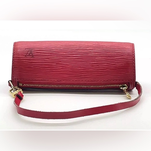 Authentic Louis Vuitton Epi Red Soufflo Pouch W/Bag - Picture 3 of 16